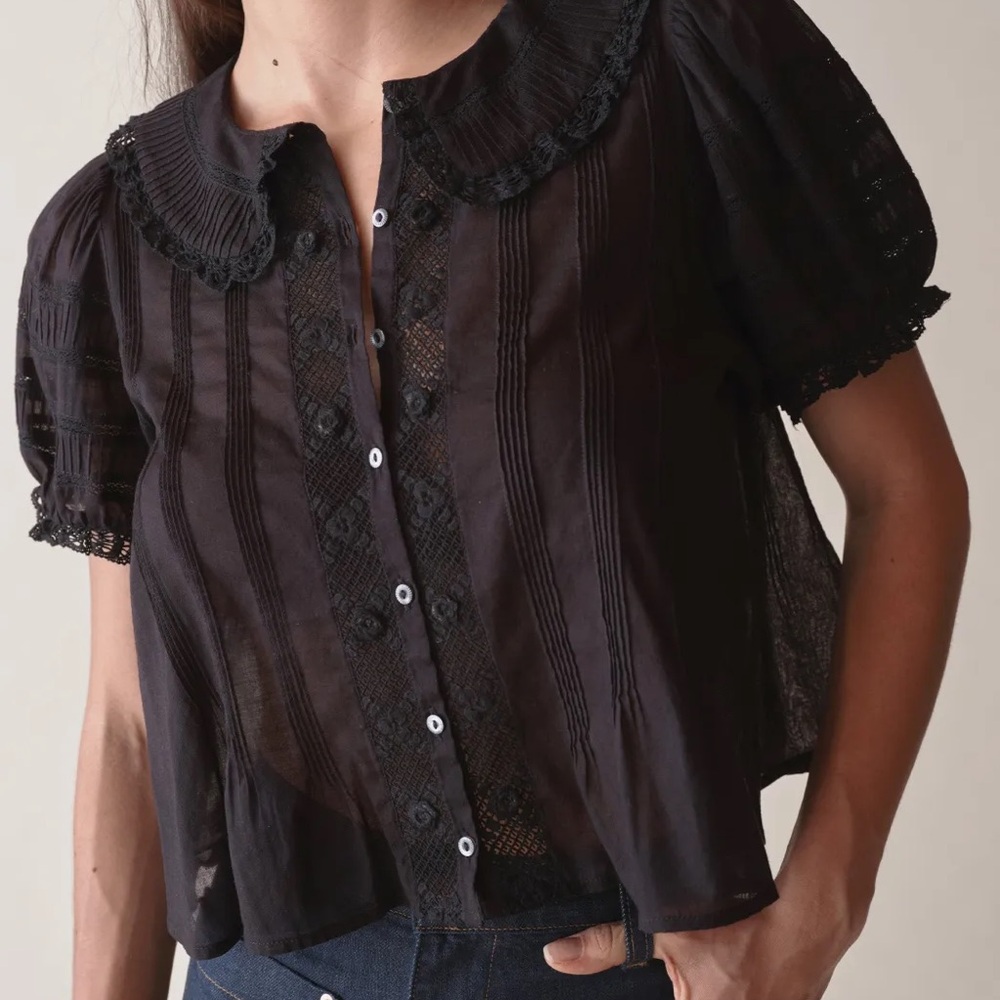 Doen Bernadine Black Sheer Lace-Trim Button Front Blouse